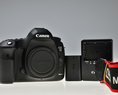 Canon eos mark iii - 5d,
