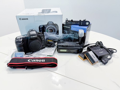 Canon eos mark pari - mark, –