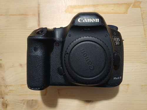 Canon eos mark - iii,
