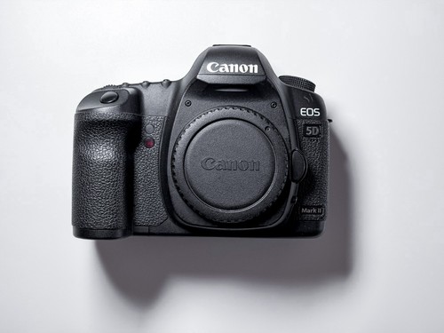 Canon eos mark dslr - 5d,